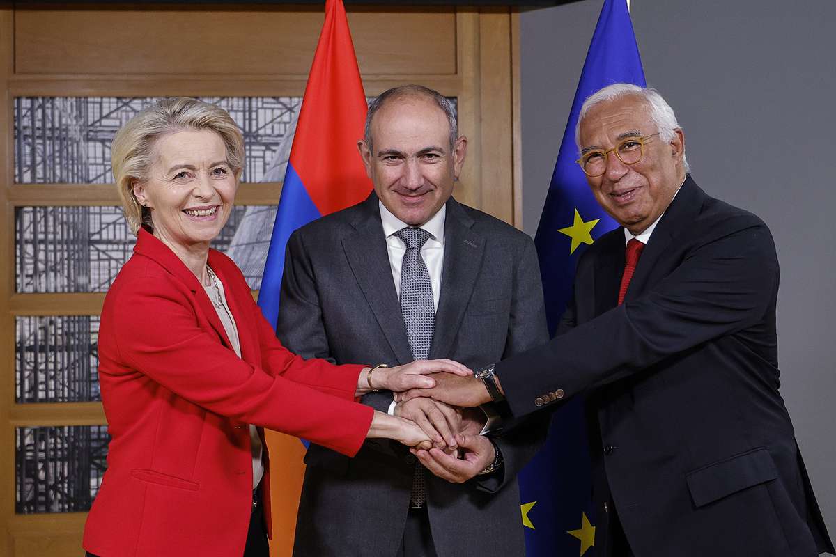 Հայկական «աջաբսանդալ»՝ շանհայյան սոուսով ու եվրոպական համեմունքով