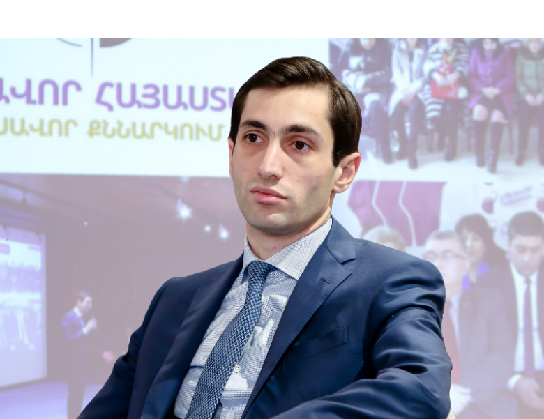 Երևանի ավագանու ընտրություններին «Լուսավոր Հայաստանի» ցուցակը կգլխավորի Դավիթ Խաժակյանը