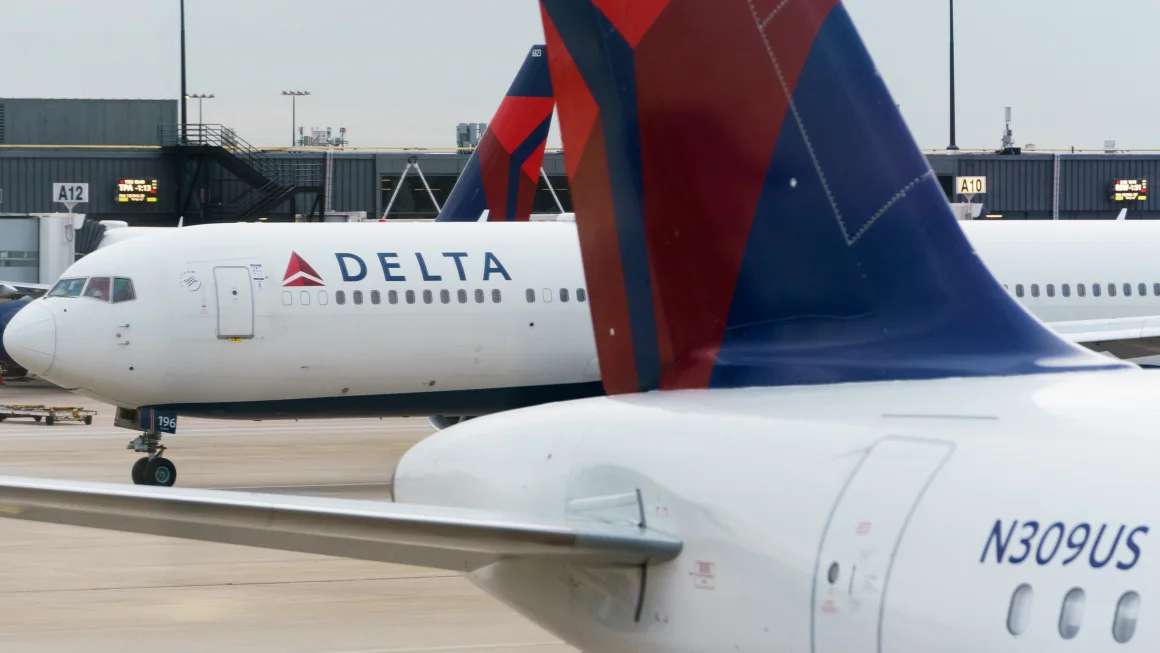 There is a major disruption in US air navigation