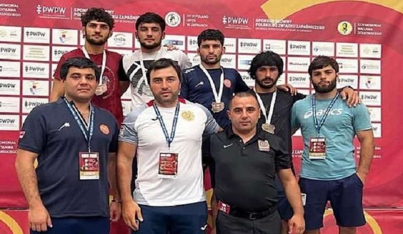 Ազատոճային ըմբիշները 4 մեդալ են նվաճել Լեհաստանի միջազգային մրցաշարում