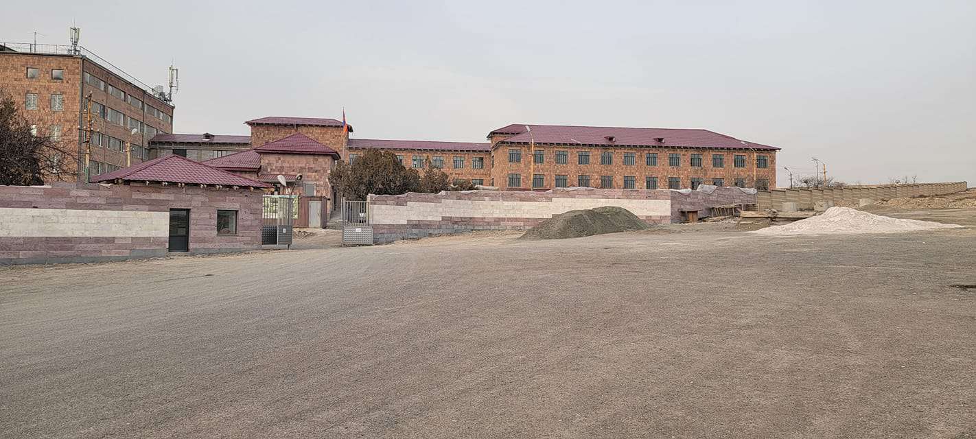 Փախուստ Նուբարաշենի հոգեբուժարանից. մեկը հայտնաբերվել է գերեզմանատան մոտ