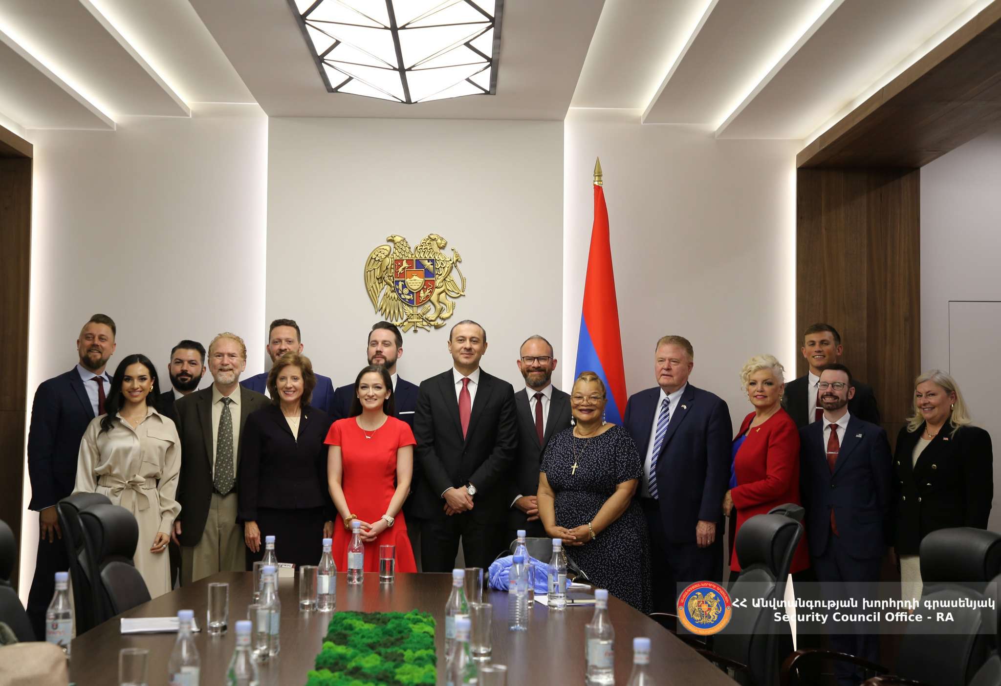 Армен Григорян принял делегацию Иудео--христианского союза «Save Armenia»