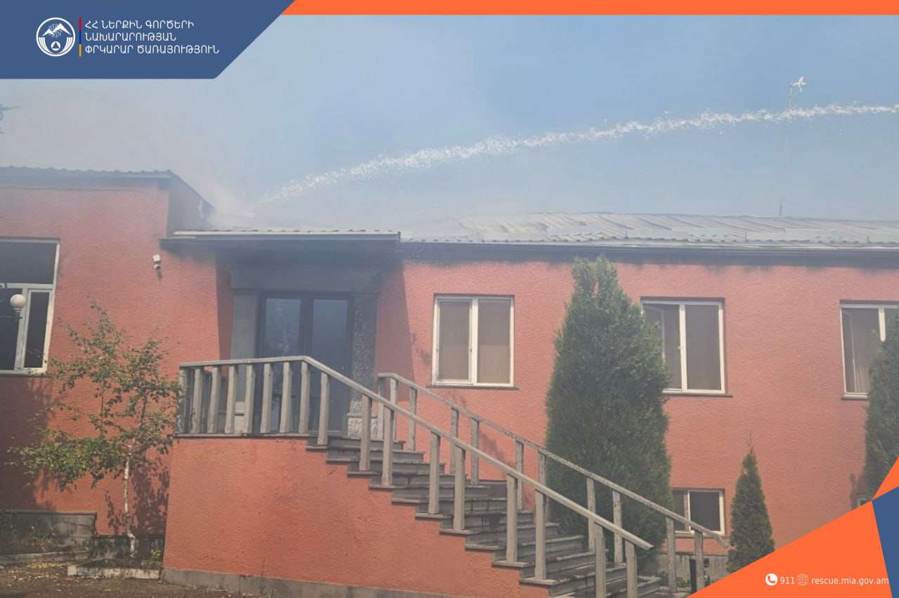 Չարենցավանում բռնկված հրդեհը մարվել է