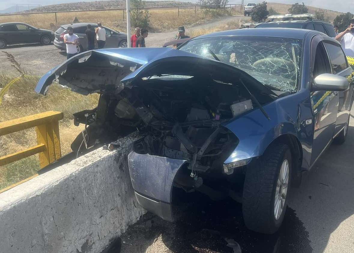 «Nissan»-ը բախվել է ճամփեզրի արգելապատնեշին․ ուղևորներից մեկը տեղում մահացել է