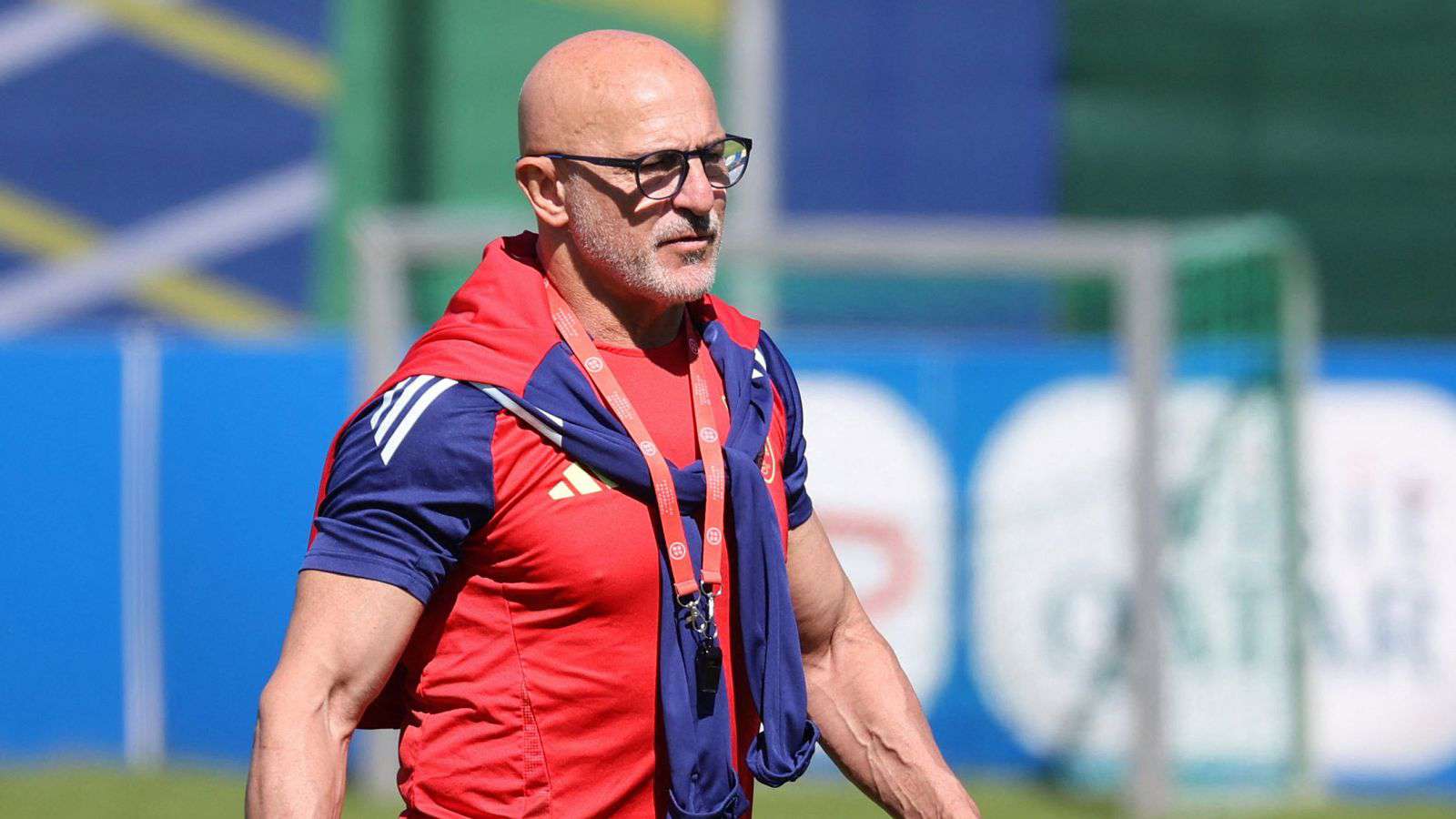 "Every day you should try to be the best specialist and person." Luis de la Fuente