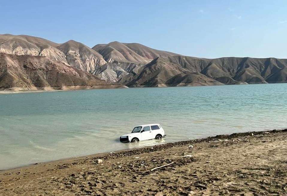 Փրկարարները ջրամբարից դուրս են բերել «VAZ» մակնիշի ավտոմեքենան