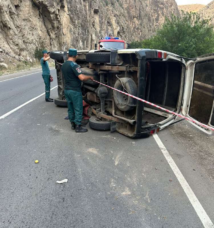 Վայոց ձորում մեքենան շուռ է եկել․ կա տուժած