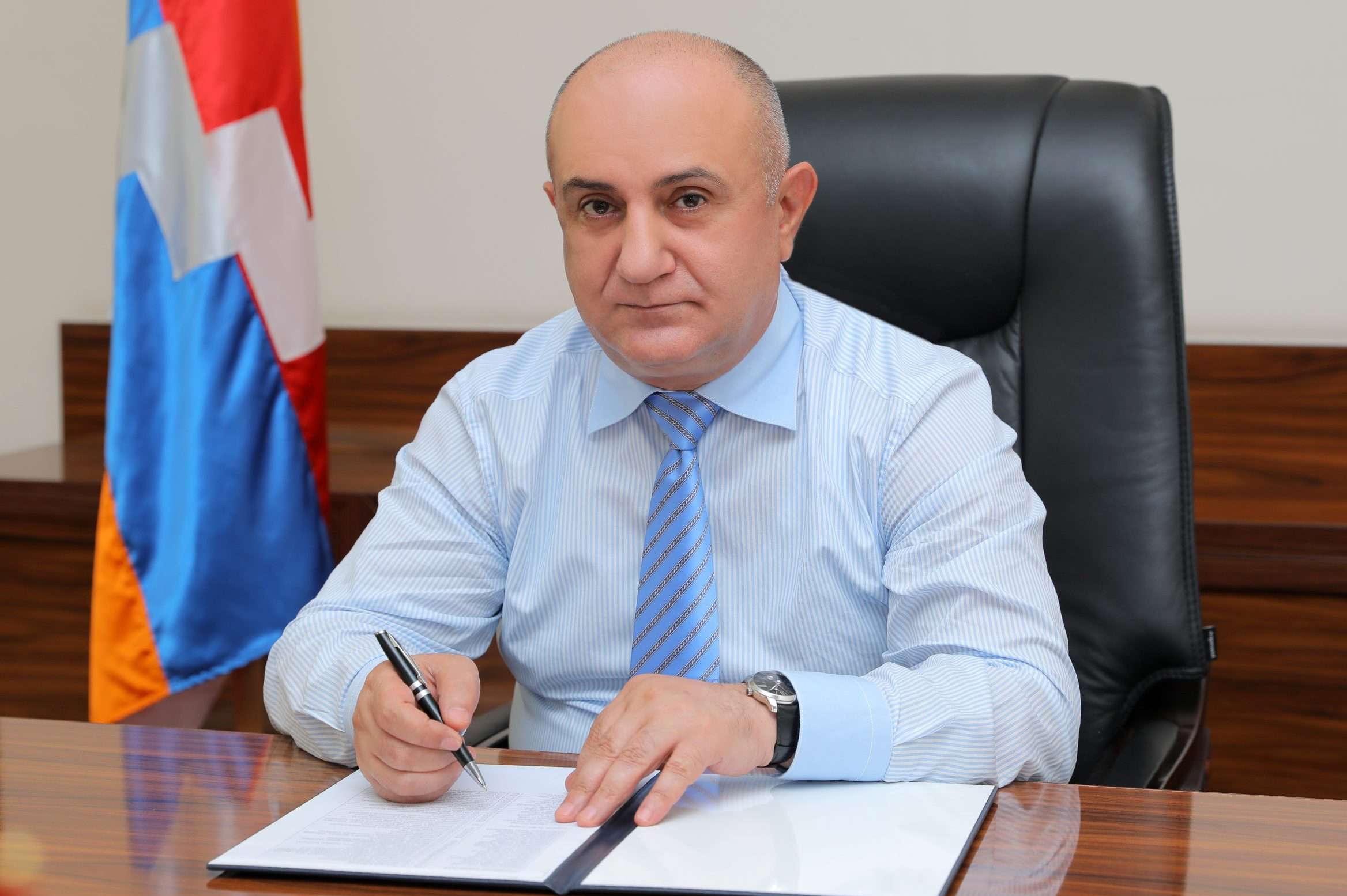 Սամվել Բաբայանը չի հանձնվում. «Հրապարակ»