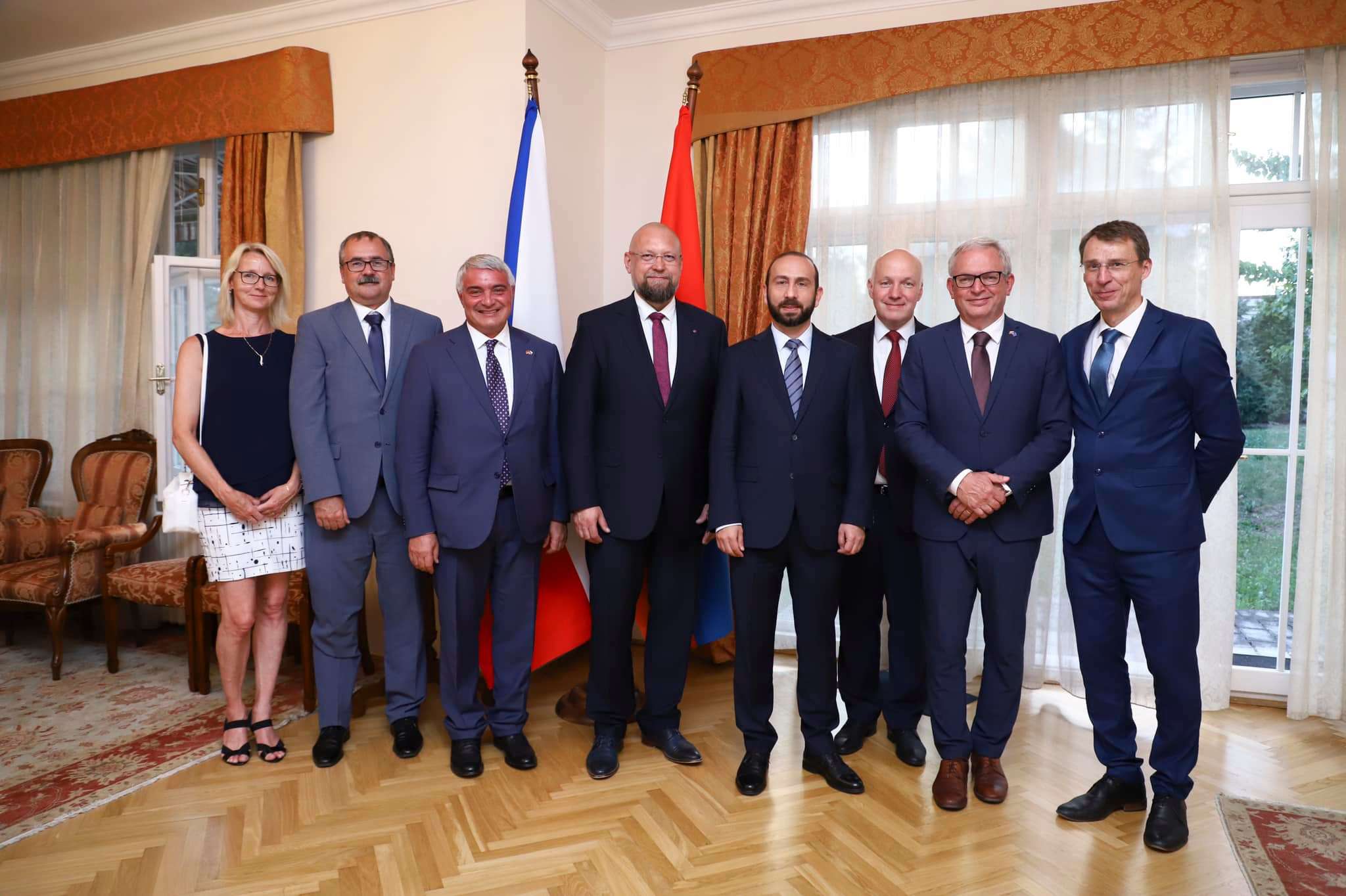 Мирзоян принял участие во встрече, посвященной армяно-чешским отношениям