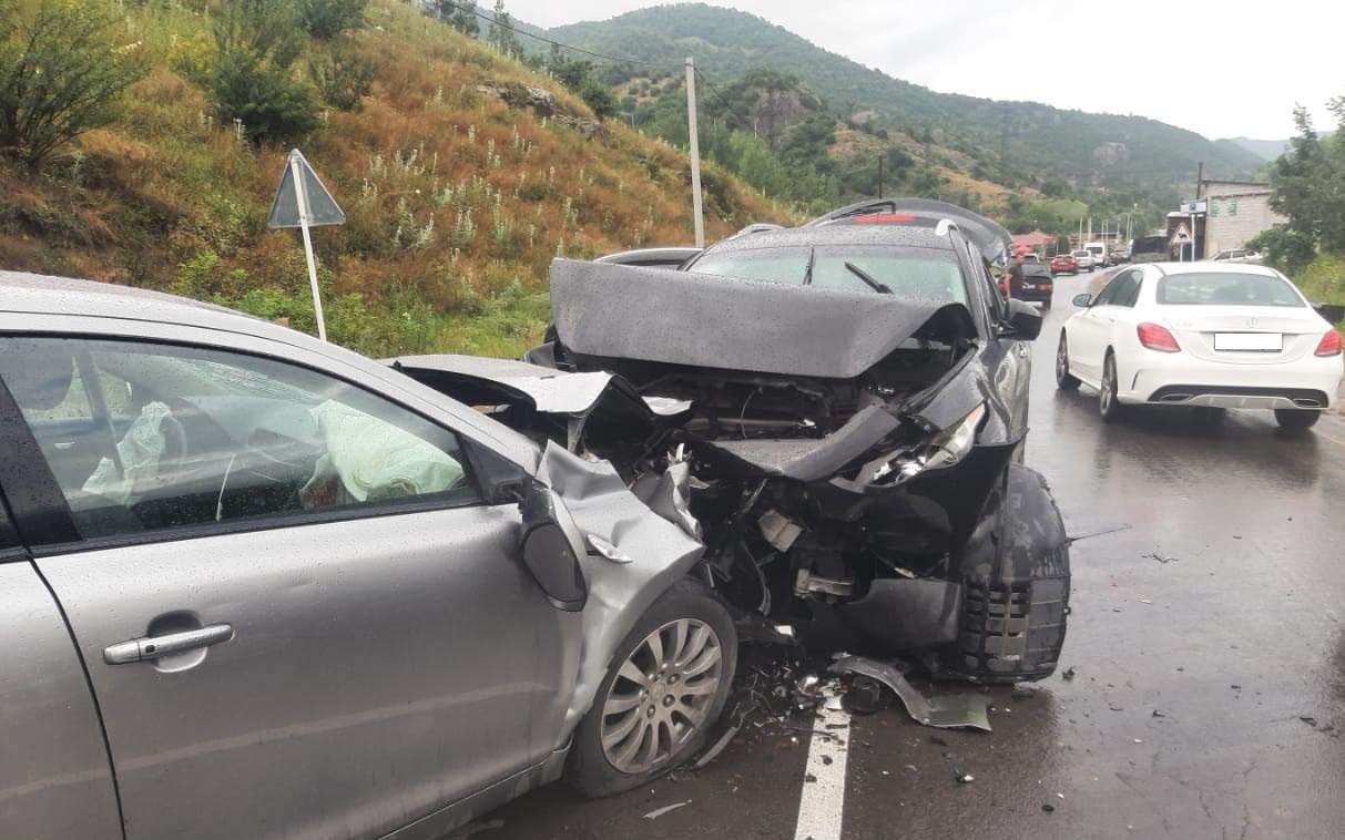 ՃՏՊ Դիլիջան քաղաքում. կան տուժածներ և զոհ