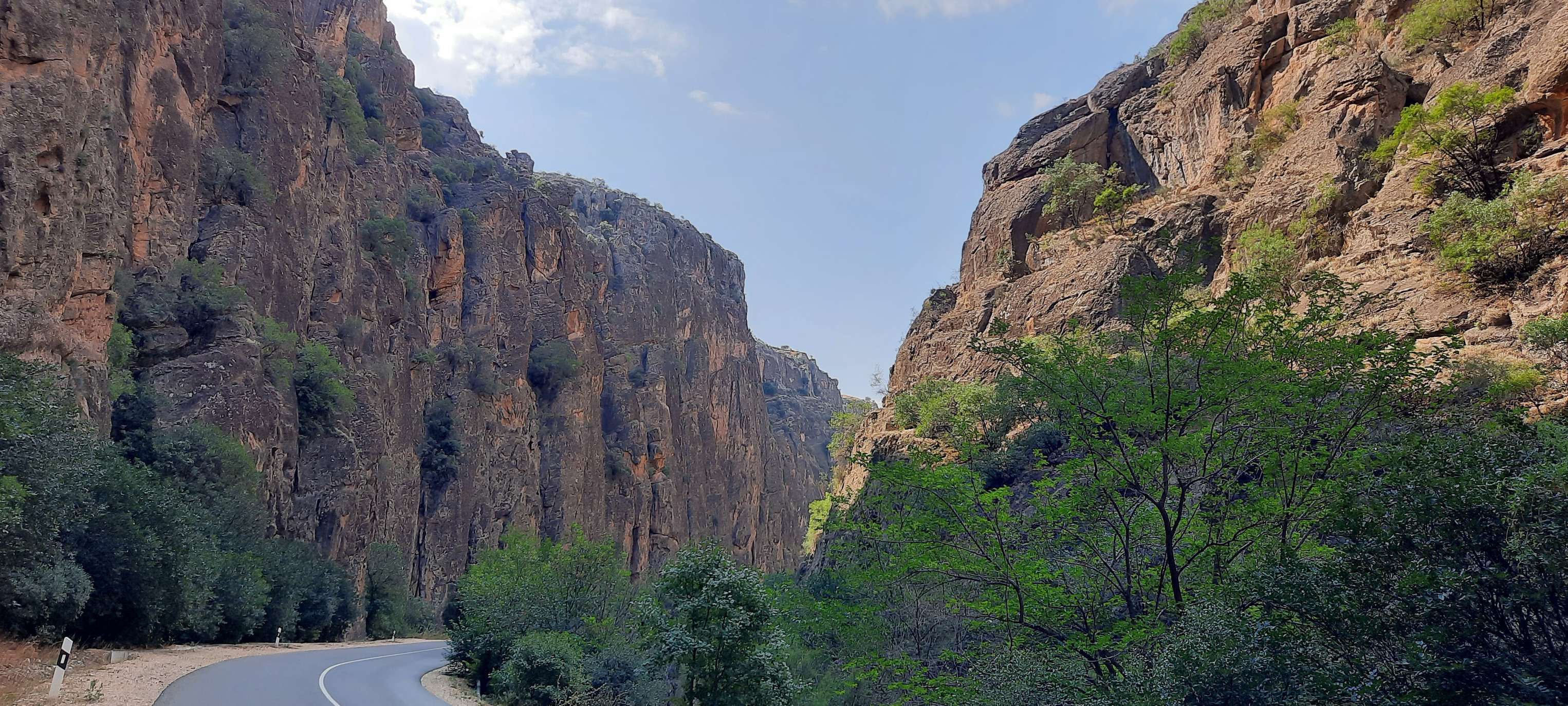 «Արփի» բնապատմական արգելոց․ Վայոց ձորի տեսարժան վայրերից մեկը (ՖՈՏՈՇԱՐՔ)