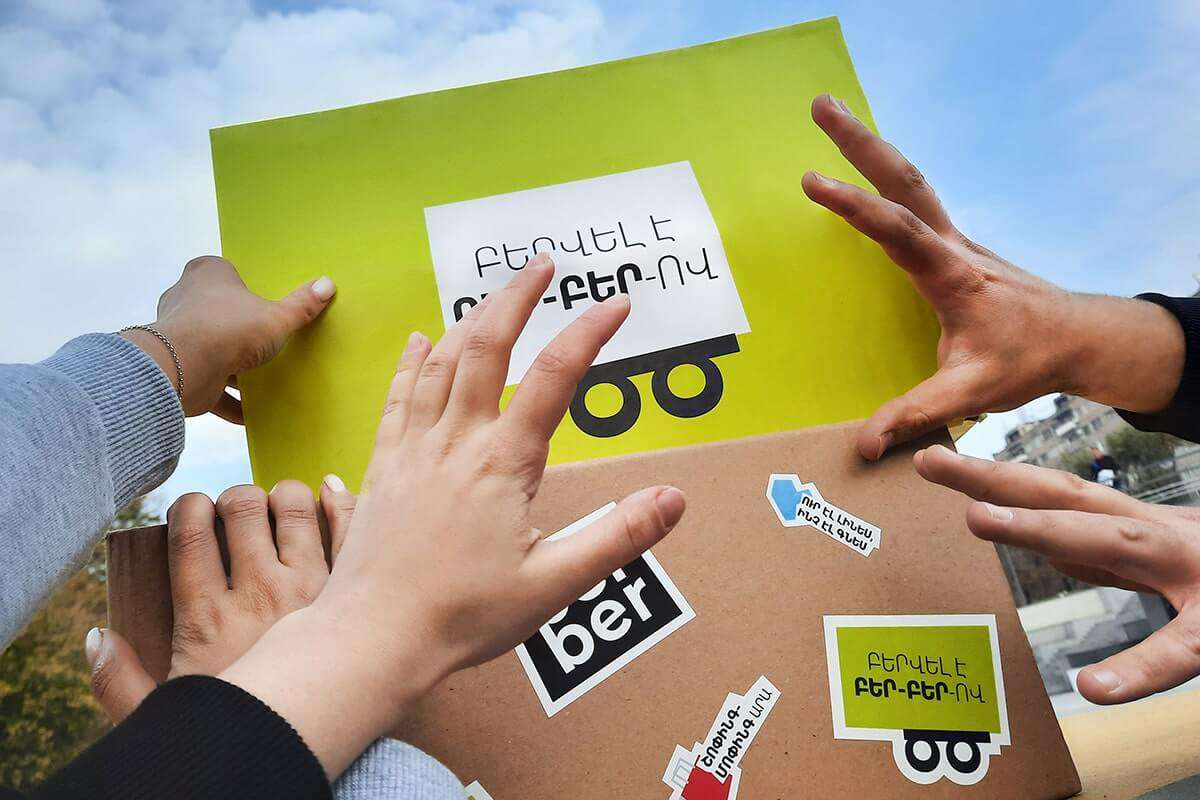 «Չբեր-Բեր». տուժած քաղաքացիները կդիմեն դատարան՝ առաքանիները տեղ չհասնելու պատճառով