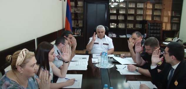 7 полицейских уволены со службы