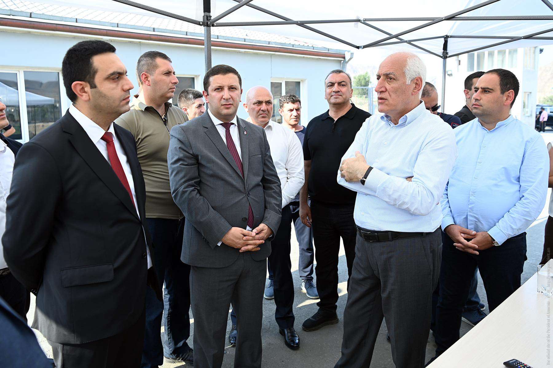 Վահագն Խաչատուրյանն այցելել է Մեղրիի անցակետ
