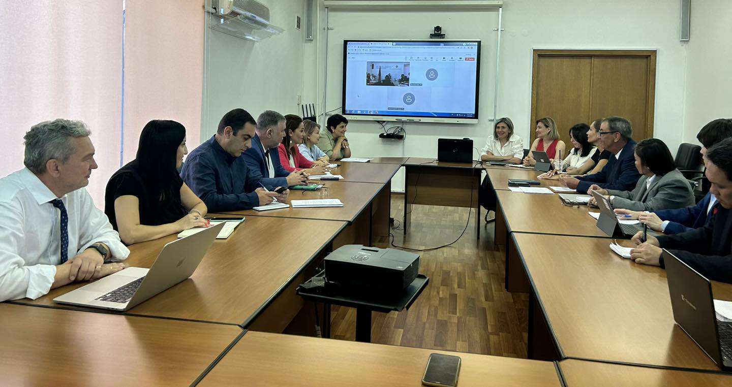 Թոմաս Հերցը «Ճանապարհային դեպարտամենտի» հետ քննարկում է Սիսիան-Քաջարանի հյուսիսային ենթահատվածին առնչվող մի շարք հարցեր