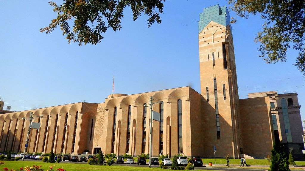 There will be no administrative consultation at Yerevan Municipality on August 4 and 11.