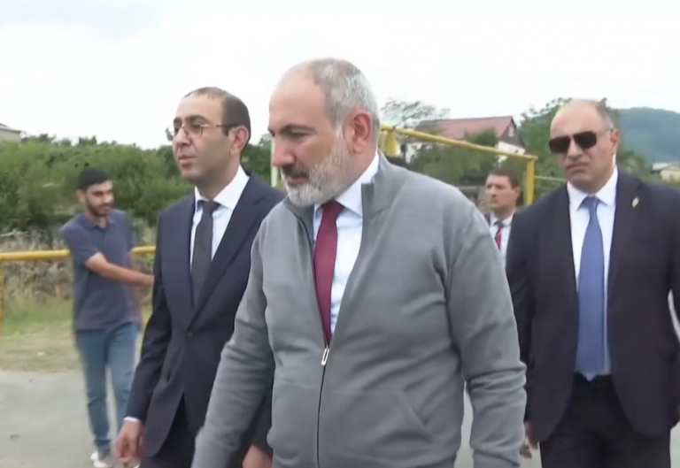 Շիրազի փողոցում իրականացվել են ասֆալտապատման աշխատանքներ