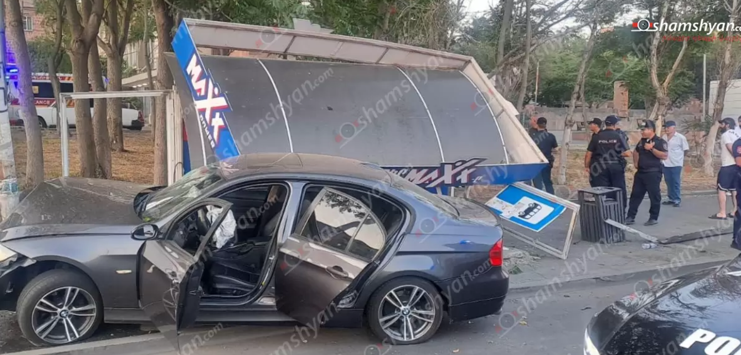 Երևանում 21-ամյա վարորդը մխրճվել է տրանսպորտի համար նախատեսված կանգառի մեջ․ կան վիրավորներ