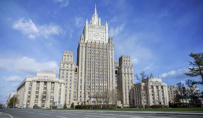 МИД России призвал Великобританию не применять насилие к протестующим