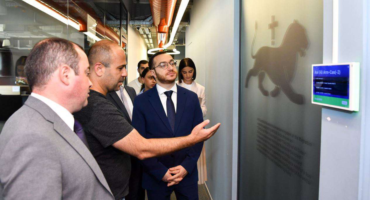 Մխիթար Հայրապետյանն այցելել է հայ հիմնադիրներ ունեցող ServiceTitan ընկերություն