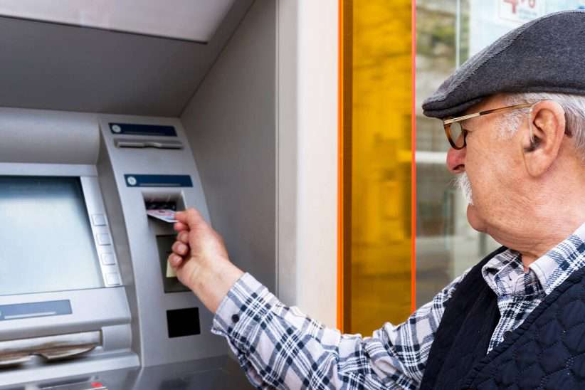 Կենսաթոշակառուները անկանխիկ վճարումներից ավելի շատ ետվճար կստանան (ՏԵՍԱՆՅՈՒԹ)