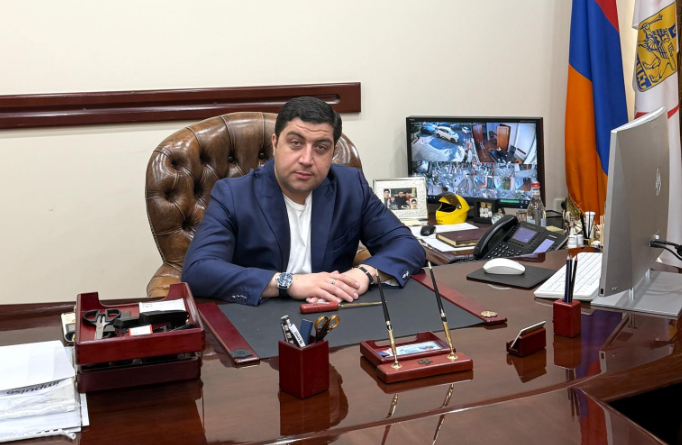 Արաբկիր վարչական շրջանի ղեկավարը աշխատանքից ազատվելու դիմում է գրել