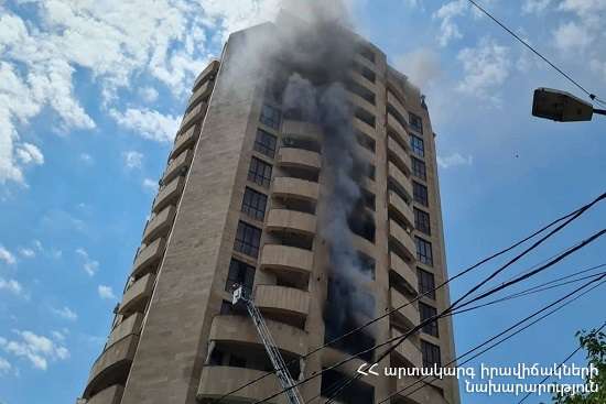 По факту возгорания в многоквартирном доме возбуждено уголовное дело.
