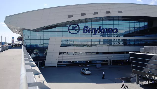 "Vnukovo" airport was temporarily closed due to a possible attack by UAVs