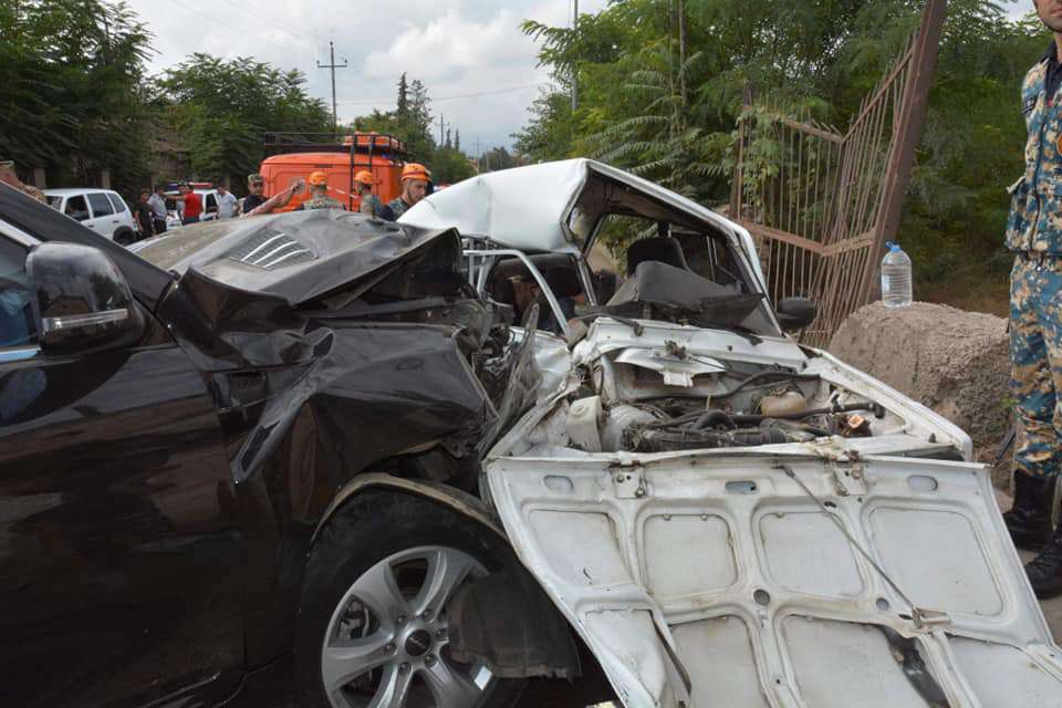 4 women died on the spot after the collision between the cars of the driver of the Russian peacekeeping troops and the resident of Sarushen