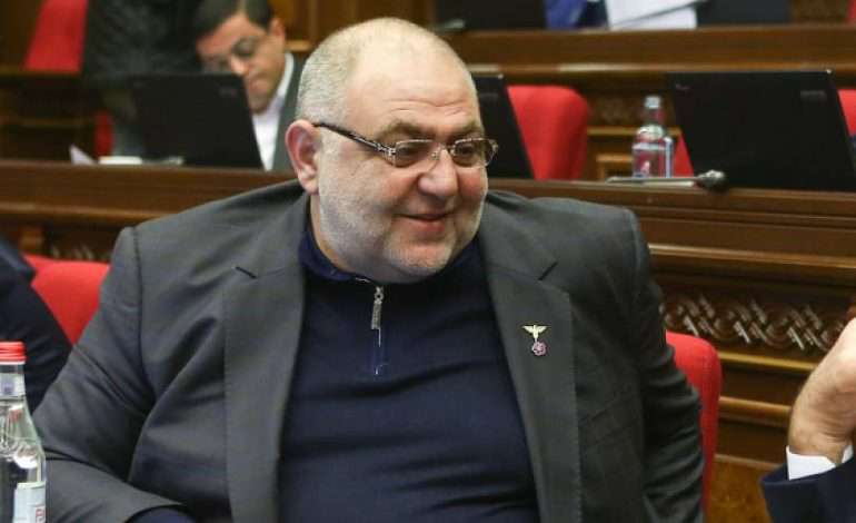 Генерал Сейран Сароян будет похоронен в родном селе