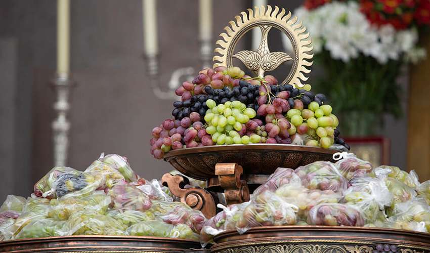 Հայ Առաքելական եկեղեցին նշում է Սուրբ Աստվածածնի Վերափոխման տոնը