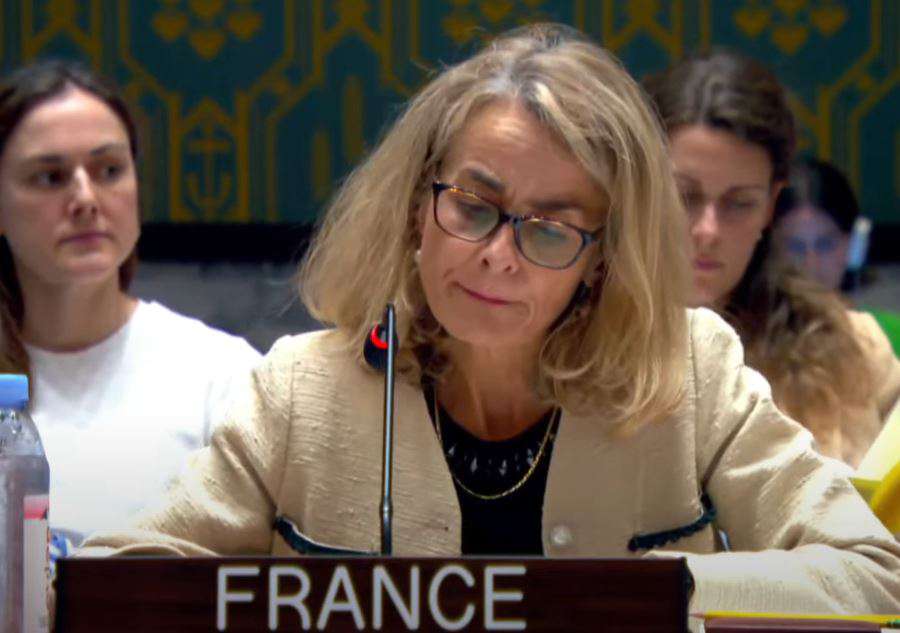 France calls on Azerbaijan to immediately restore unhindered movement in both directions