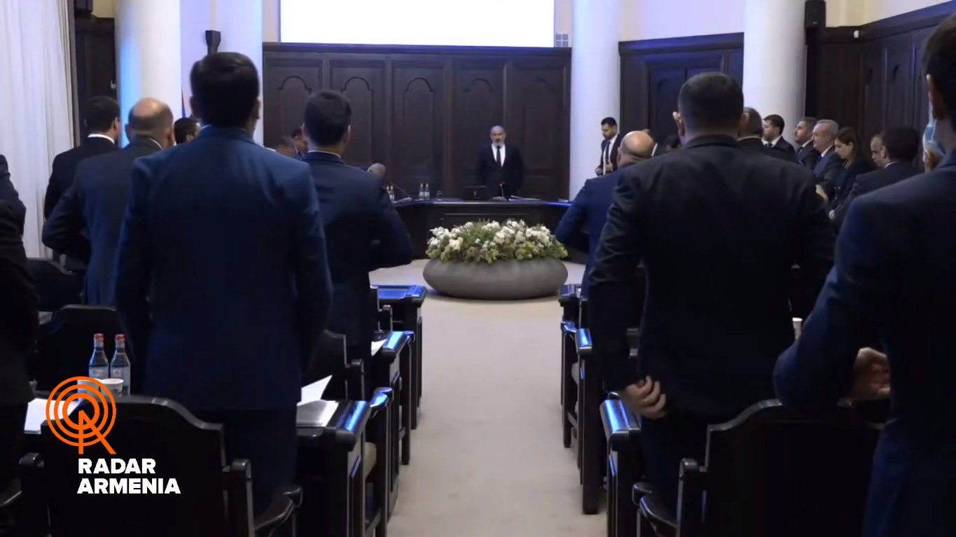 Правительство почтило память жертв «Сурмалу» минутой молчания (ВИДЕО)