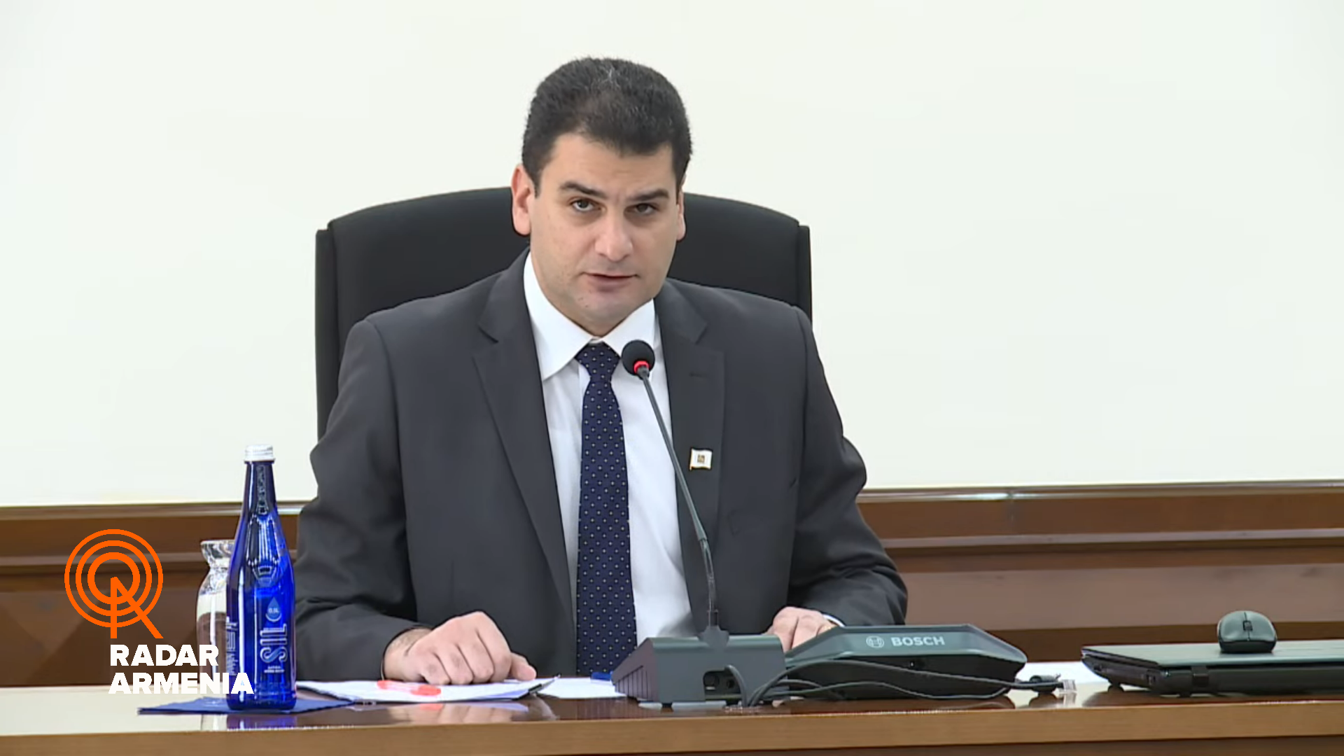 Չգիտեի՝ ձեր պարտականությունն է, թե չէ կոնկրետ հասցեով կտայի. քաղաքաետը հանձնարարեց կարգի բերել գազատարները (ՏԵՍԱՆՅՈՒԹ)