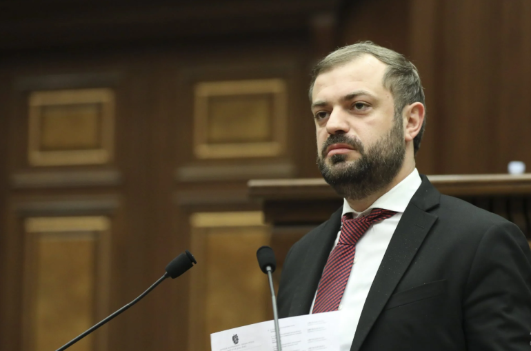 Պապոյանը «լավ» է գնահատել արդարադատության նախարարի աշխատանքը