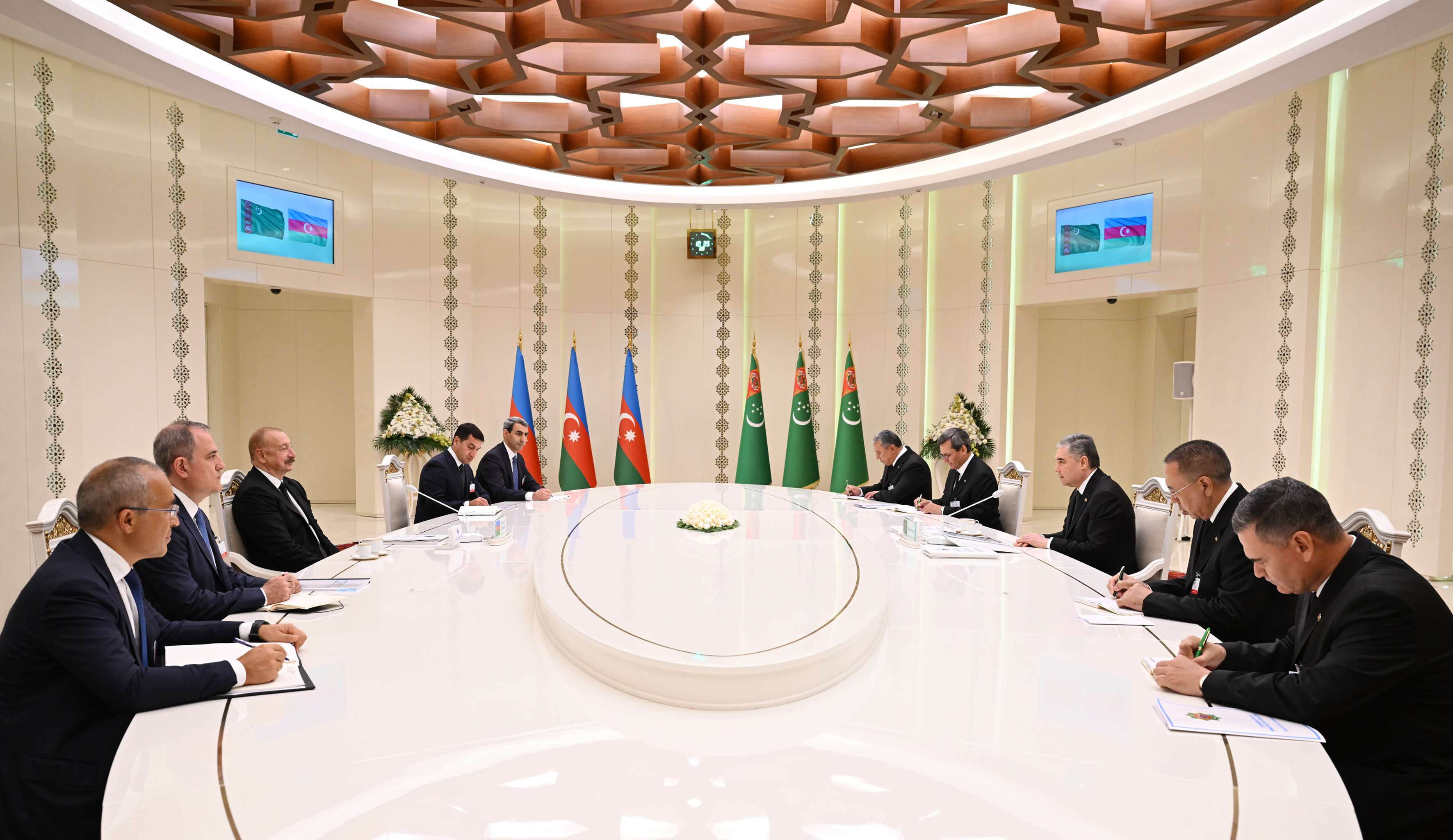 Հայաստանի տարածքով անցնող նոր տրանսպորտային միջանցքը կխթանի ողջ տարածաշրջանի զարգացմանը. Ալիև