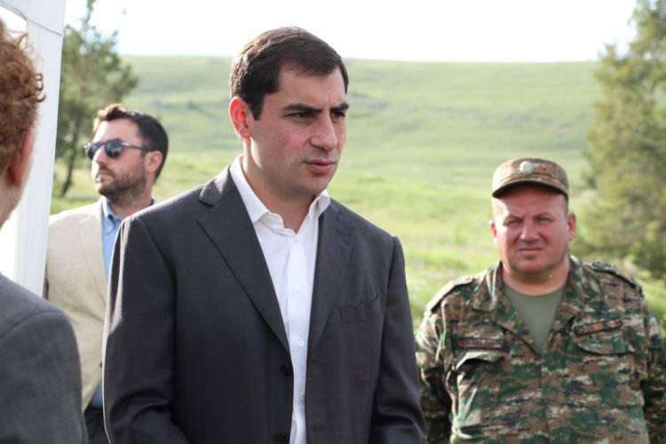 Ջերմուկի քաղաքապետն ամուսնանում է․ «Հրապարակ»
