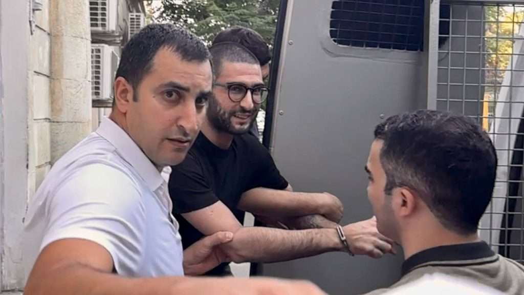 Ադրբեջանում պետական ​​դավաճանության մեղադրանքով ձերբակալել են քաղաքագետի