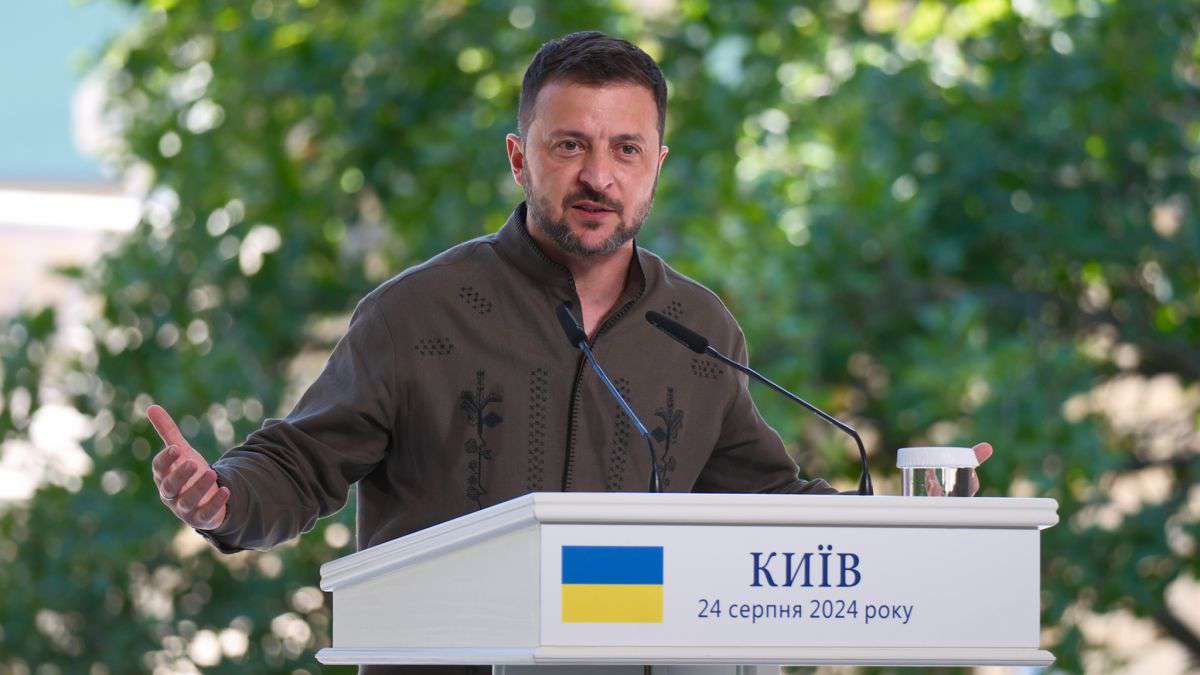 "The end of the war can only be with the restoration of the territorial integrity of Ukraine." Zelensky