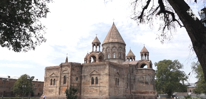 Մայր Տաճարը նոր մյուռոնով կօծվի