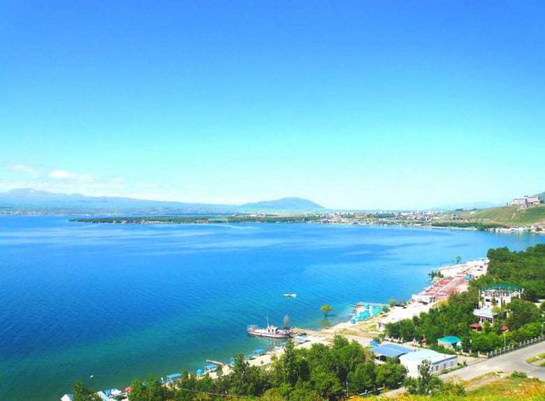 Սևանա լճի ջրի միջին ջերմաստիճանը 20°C է