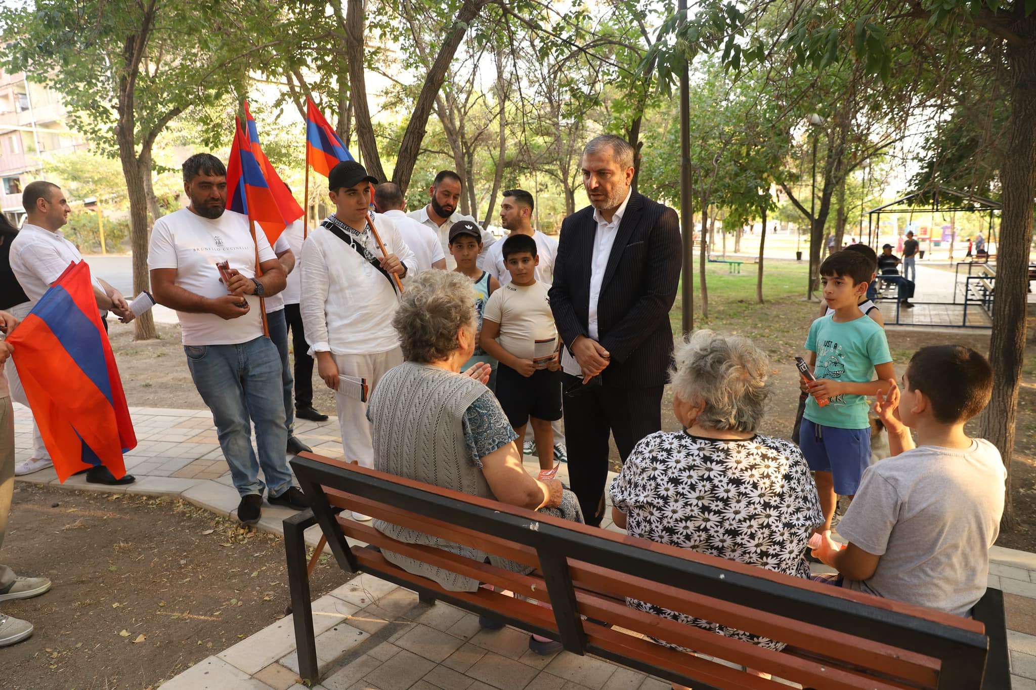 The "Ardar Hyastan" party will meet the residents of Nor Nork