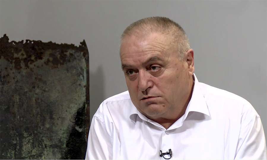Ոչ ոք մեղավոր չէ, որ Ռուսաստանը Հեյդարի գերեզմանին խոնարհվող Պուտինին աստվածացնում է. Աթանեսյան