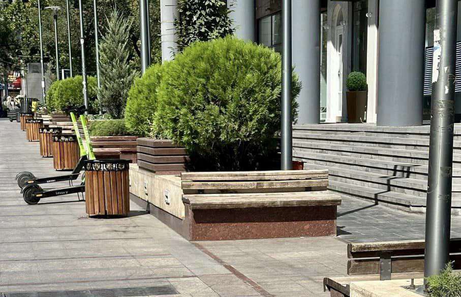 Հյուսիսային պողոտայում նոր աղբամաններ են տեղադրվել (ԼՈՒՍԱՆԿԱՐՆԵՐ)