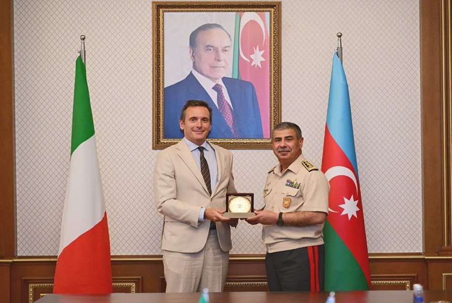 Բաքուն քննարկել է Իտալիայի հետ ռազմական համագործակցությունը