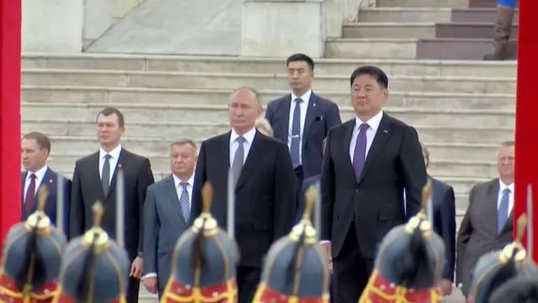 В Улан-Баторе началась церемония встречи Путина