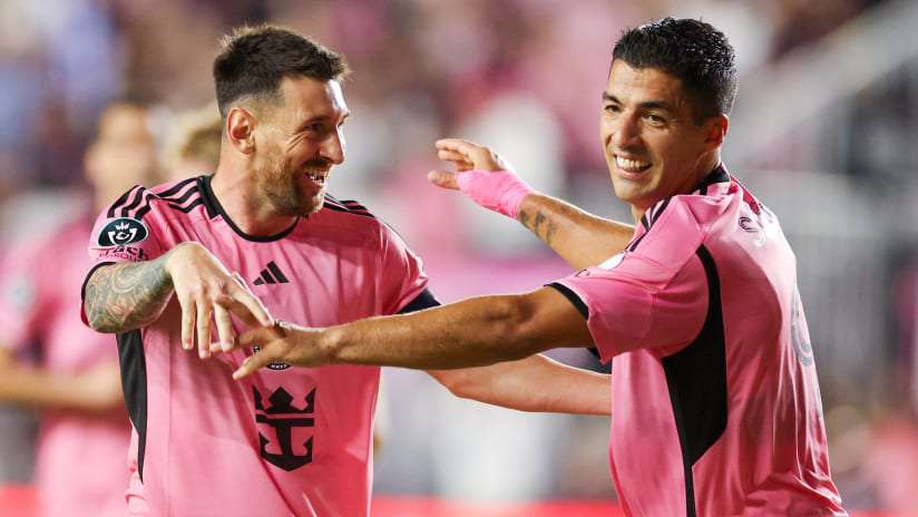 "You are unique both on and off the field." Messi to Suarez