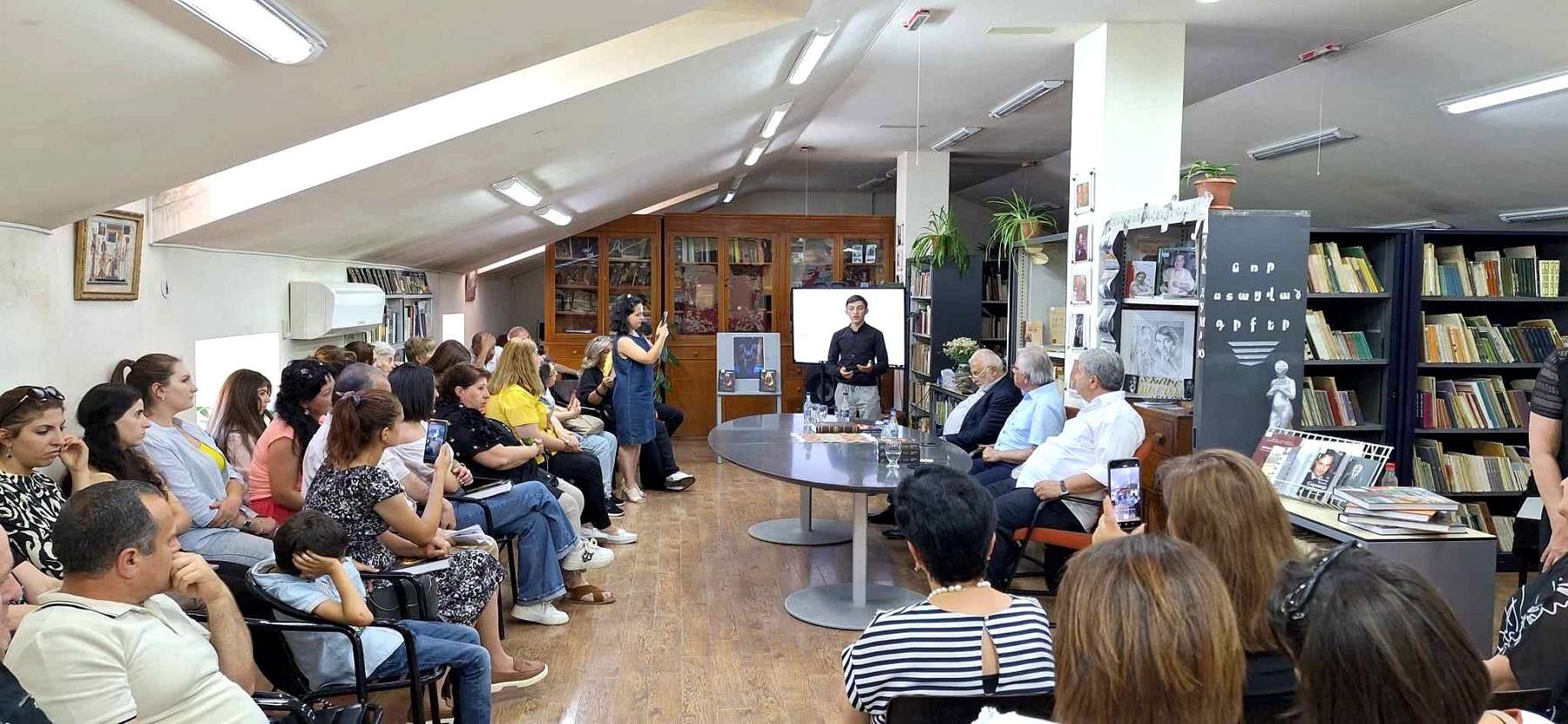 Այս ամառ Շիրակի մարզային գրադարան է այցելել  21 դպրոցների ու նախակրթարանների 645 սան