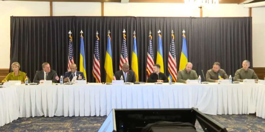 Today, Biden will announce an additional $250 million aid package to Ukraine