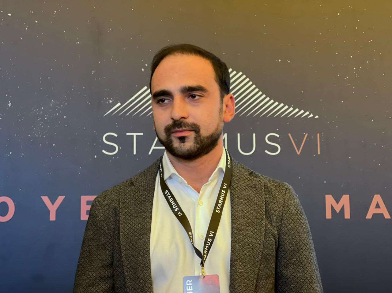 Я не хотел бы комментировать что-либо, связанное с мэрией, пока не будут выполнены определенные формальности.